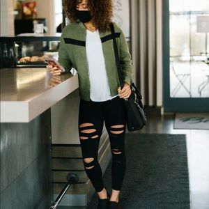 Zyia Active Black Slash Luxe Hi-Rise 7/8 24" NWOT